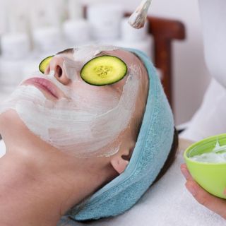 Elimina la grasa de la cara con estos sencillos pasos