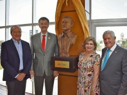 Reconocieron a personas que han aportado a la industria del tequila. ESPECIAL