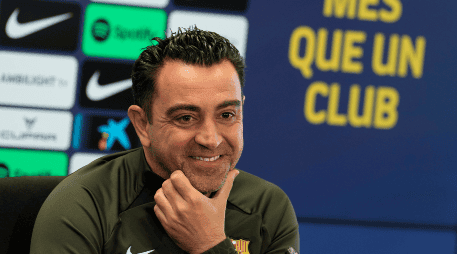 Xavi afirmó que la decisión de continuar es irrevocable, independientemente de cómo acabe la temporada. EFE / A. García