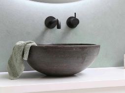Las compresas de agua caliente son un remedio efectivo para diferentes males. ESPECIAL / Foto de Sanibell BV en Unsplash