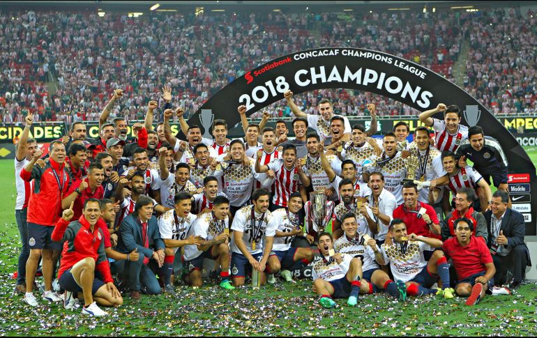 Fue justo el 25 de abril, pero de 2018, cuando las Chivas se coronaron dentro de la entonces Liga de Campeones de la CONCACAF. IMAGO7.