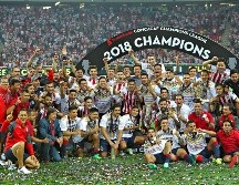 Fue justo el 25 de abril, pero de 2018, cuando las Chivas se coronaron dentro de la entonces Liga de Campeones de la CONCACAF. IMAGO7.
