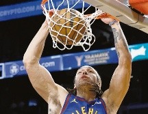 Aaron Gordon fue la figura de los Nuggets en el tercer juego de la serie ante los Lakers. AFP/R. Martínez