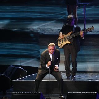 Luis Miguel comparte foto junto a Paloma Cuevas y emocina a sus fans