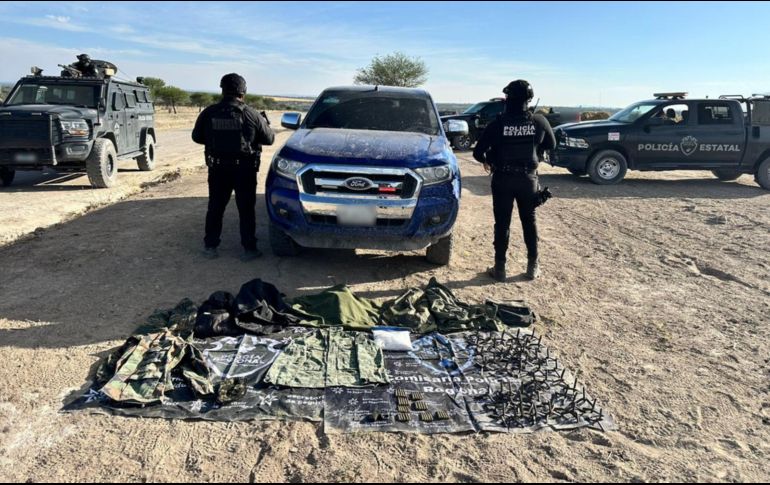 Además, encontraron en el interior una bolsa tipo ziploc, con material con las características de la droga sintética conocida como cristal. ESPECIAL