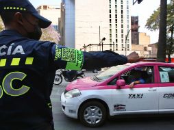 Las multas por incumplir la ley de vialidad van de 2 mil 171.4 a 3 mil 257.1 pesos. SUN/Archivo