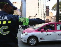 Las multas por incumplir la ley de vialidad van de 2 mil 171.4 a 3 mil 257.1 pesos. SUN/Archivo