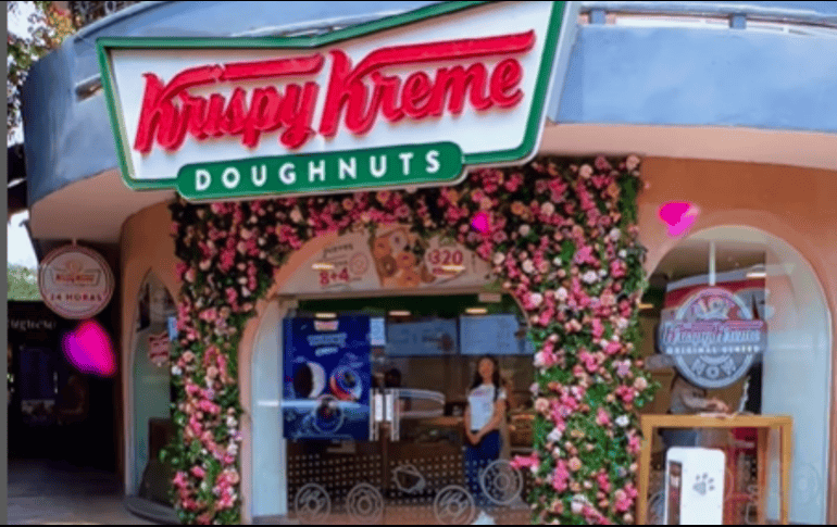 Este Kit lo puedes comprar mediante delivery o en las tiendas participantes con vigencia del 30 de abril.INSTAGRAM/krispykrememexico