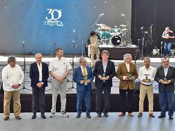 Culminan con broche de oro los eventos del CRT tras reconocer el trabajo y trayectoria de trabajadores de la industria. ESPECIAL