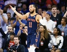 Jalen Brunson tuvo la mejor actuación de su carrera en Playoffs al anotar 47 puntos. AFP