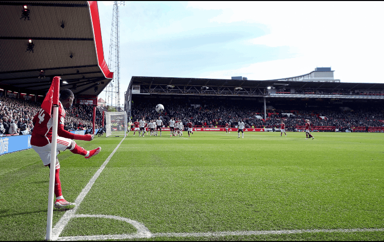 Esta medida buscaría equilibrar la Premier League. EFE/T. Keeton