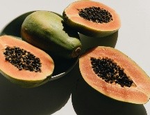 Expertos recomiendan tomar de uno a dos vasos de este jugo, preferiblemente durante la mañana para conseguir los beneficios de esta fruta. Pexels