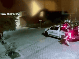 La FGR reconoció que no contaba orden de cateo, pues informó que cuatro jueces se le negaron, y, por ello, mantuvo vigilancia sobre la casa del hermano de 