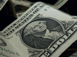 Durante la jornada, el dólar osciló entre un máximo de 17.1455 pesos y un mínimo de 16.9594 pesos. Unsplash