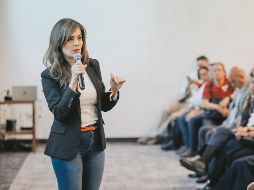 La representante de MC se reunió con representantes de diversas asociaciones. ESPECIAL