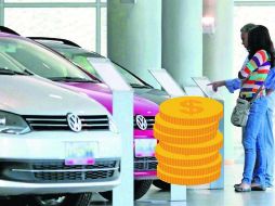 De acuerdo con el Servicio de Administración Tributaria (SAT), esto aplica tanto en vehículos usados como de agencia. SUN / ARCHIVO