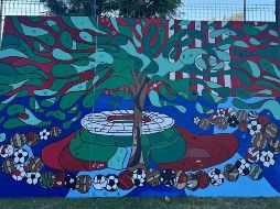 El tríptico gigante realizado en Verde Valle es una pieza 360 x 220 centímetros. ESPECIAL / Chivas