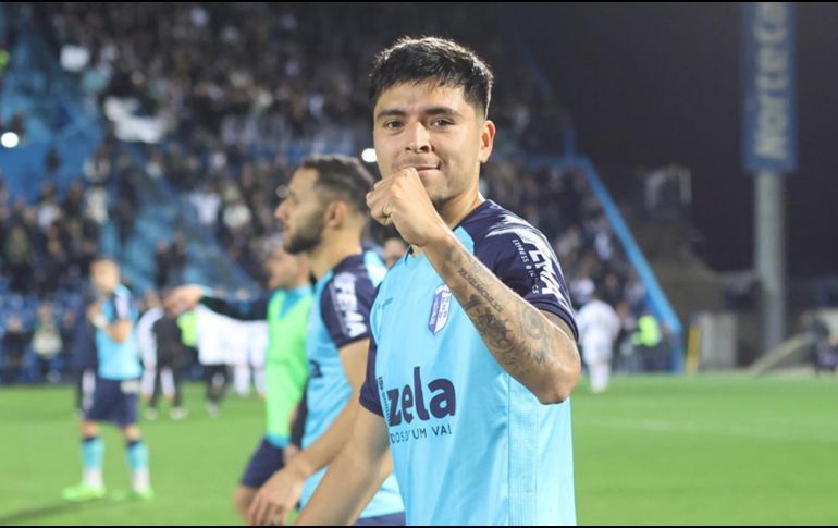 El joven de 23 años surgió en el cuadro de LA Galaxy de la MLS, en donde emigró al viejo continente buscando una oportunidad. INSTAGRAM / aleex.19