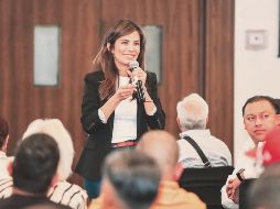 Verónica Delgadillo planteó la incorporación de más de 290 patrullas, además de capacitación especializada para los policías. ESPECIAL