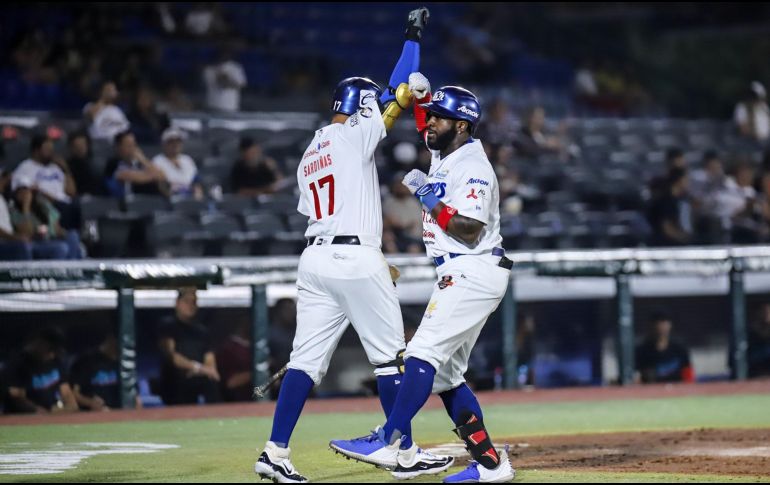Dwight Smith Jr. colaboró en la victoria pegando un jonrón en la tercera entrada. CORTESÍA/Charros de Jalisco