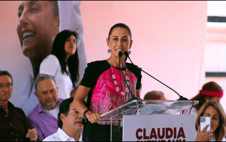 La candidata de Morena prometió paz y prosperidad a los guanajuatenses. EFE/L. Ramírez