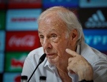 Independiente, Rosario Central, Puebla, Tecos, Sampdoria, Huracán, Newells y la Selección de México,también fueron los equipos en donde dirigió el “Flaco”. EFE/Archivo/J. RONCORONI