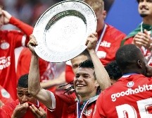 El delantero de 28 años también consiguió convertirse en el segundo mexicano en salir campeón por segundo año consecutivo. EFE/ M. VAN STEEN