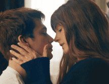 Esta fresca historia de amor y tragedia nos tiene a todos vueltos locos, sobre todo por el increíble talento de una Anne Hathaway reinventada. PRIME VIDEO