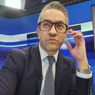 Tunden a Chumel Torres en redes por llamar "hu3vones" a los mexicanos (VIDEO)