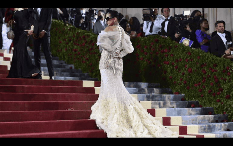 Debido a que estos antiguos vestidos son tan frágiles que no pueden ni colocarse en maniquíes, por lo que se expondrán en vitrinas. EFE/ ARCHIVO