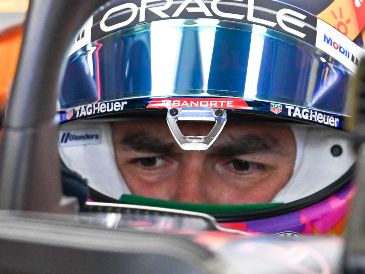 Al finalizar las 57 vueltas del Gran Premio de Miami, Christian Horner habló con Checo Pérez por la radio. IMAGO7.