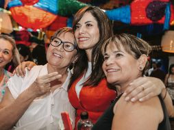 La senadora con licencia afirmó que sus propuestas en simplificación administrativa y mejora regulatoria ayudarán a los restauranteros a obtener permisos más rápido. ESPECIAL