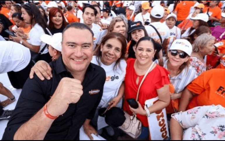 El legislador ha pedido licencia al Congreso de la Unión para poder reelegirse en las próximas elecciones. CORTESÍA.