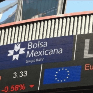 Bolsa Mexicana cae 0.3% en sesión con resultados mixtos