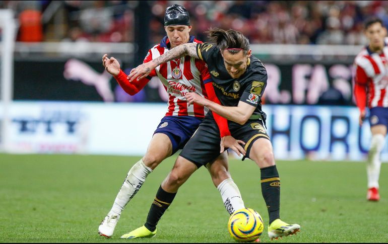 Esta noche, a las 19:05 hrs., el Rebaño Sagrado recibirá el primer partido de cuartos de final del Torneo Clausura 2024 en el Estadio Akron, enfrentando a los Diablos Rojos de Toluca. /IMAGO