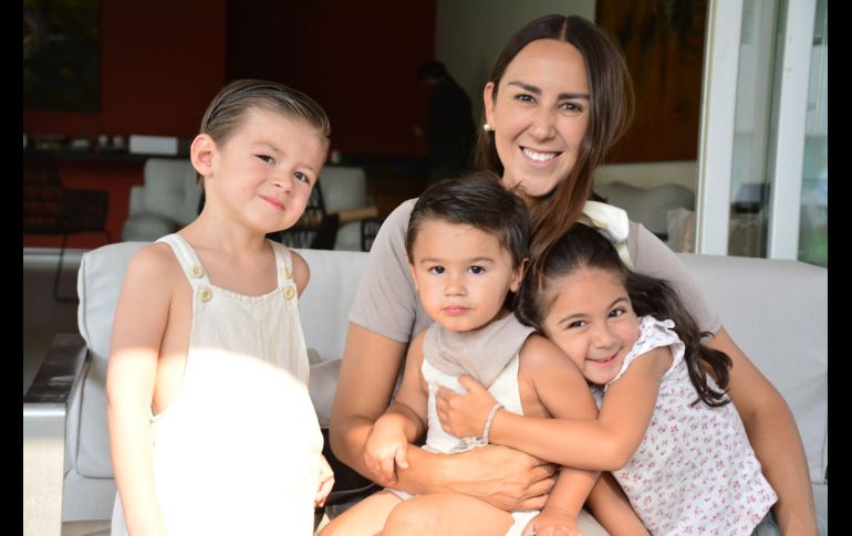 Piero Plasencia, Antonella D’amcio, Marco Plasencia y Alessa Plasencia. GENTE BIEN JALISCO/ Marifer Rached