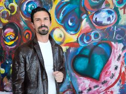 Emilio Chalita en la apertura de su nuevo estudio de arte. GENTE BIEN JALISCO/ Claudio Jimeno