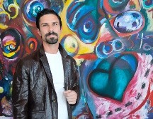 Emilio Chalita en la apertura de su nuevo estudio de arte. GENTE BIEN JALISCO/ Claudio Jimeno