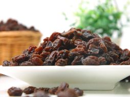 Las ciruelas pasas tienen alto contenido de fibra, con 6,1 gramos por cada 100 gramos de fruta. Pixabay.