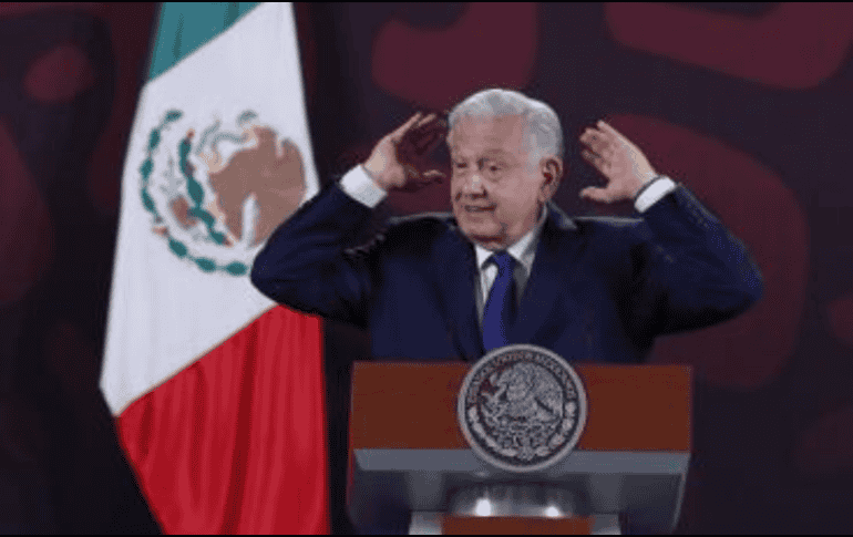 López Obrador argumenta que la emergencia eléctrica fue 'algo excepcional' por el calor. EFE