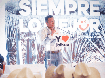 El candidato hizo la promesa de ser el Gobernador del campo de Jalisco, haciendo la inversión de recursos más grande de la historia. FLICKR/PABLO LEMUS