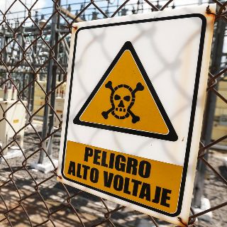 Apagones y robos ponen en jaque a CFE