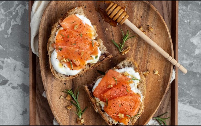 Los ácidos grasos omega-3 deben conformar del 5% al 10% de las calorías totales. UNSPLASH / Vicky Ng