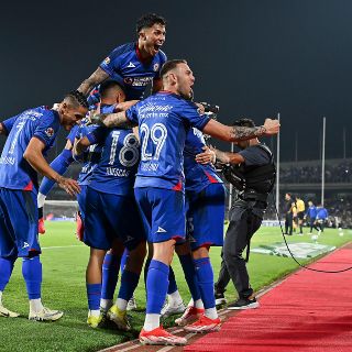 Cruz Azul toma ventaja ante Pumas en CU