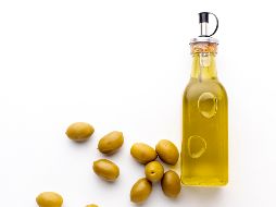 El aceite de oliva extra virgen cotiene nutrientes que son beneficiosos para la salud ESPECIAL / FREEPIK