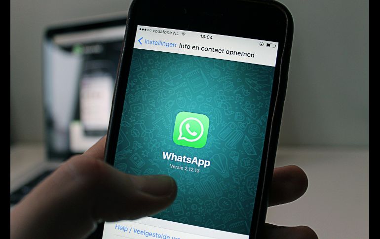 Los ciberdelincuentes acceden sin tu consentimiento al buzón de voz para obtener ese código y así poder tomar el control de tu cuenta de WhatsApp. Pexels