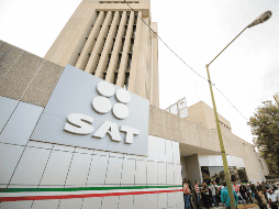 Datos del Servicio de Administración Tributaria (SAT) muestran que de enero a abril entraron a las arcas del gobierno federal un billón 766 mil 612 millones de pesos, por el pago de los diferentes gravámenes a cargo de los contribuyentes. EL INFORMADOR / ARCHIVO