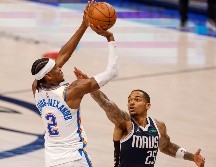 Shai Gilgeous-Alexander tuvo una noche de 34 puntos para comandar el triunfo de Oklahoma. EFE/A. Davis