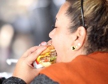 El sodio es un mineral necesario para el cuerpo porque mantiene el balance de líquidos, ayuda a la actividad muscular, a la digestión y a transmitir impulsos nerviosos; pero sólo se requiere una mínima cantidad. EL INFORMADOR / ARCHIVO