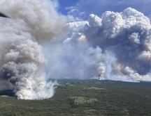 El incendio abarca 84 kilómetros cuadrados. ESPECIAL / THE CANADIAN PRESS/ AP